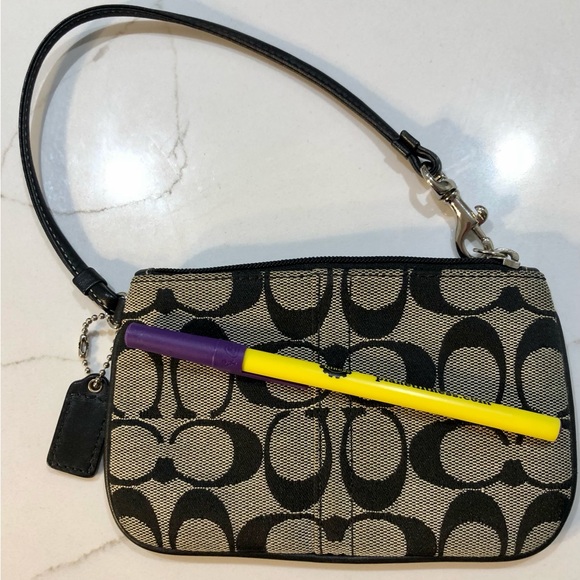 Coach Monogram Wristlet. NWOT. Excellent condition. Zipper Brown/ Camel colored - Picture 2 of 7